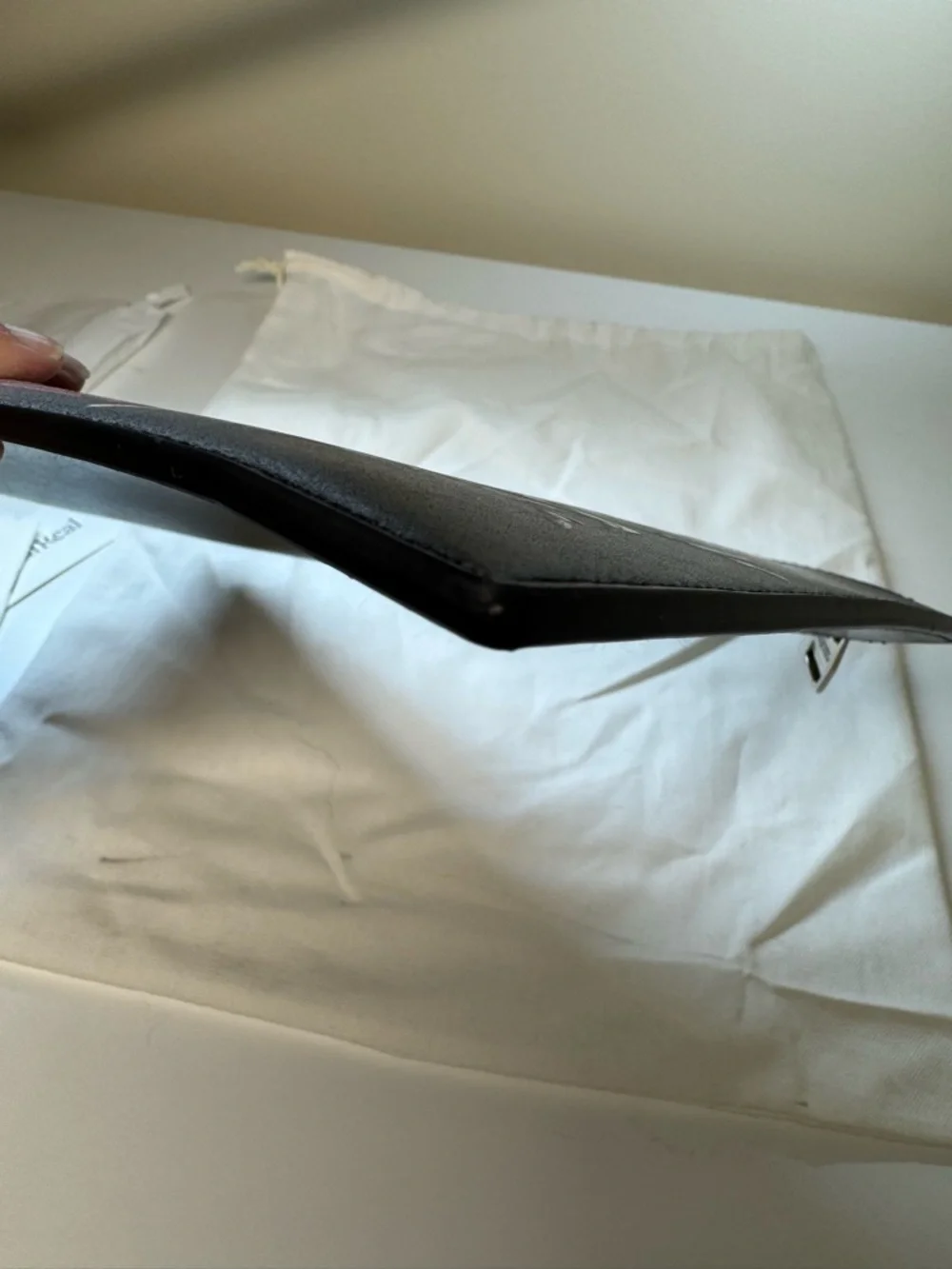 Alexander McQueen Limited Edition Black Leather Zip Clutch with COA - Like New - Picture 5 of 10